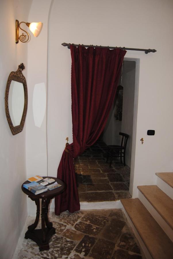 גאליפולי B & B Palazzo Maestro & Corte Maestro Rooms מראה חיצוני תמונה