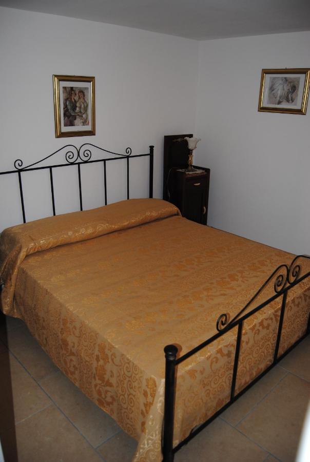 גאליפולי B & B Palazzo Maestro & Corte Maestro Rooms מראה חיצוני תמונה